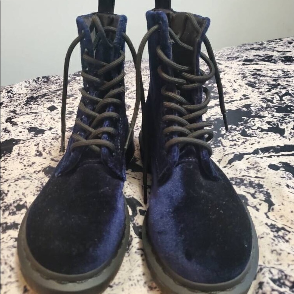 Blue Velvet Brocade Dr. Martens  size 7